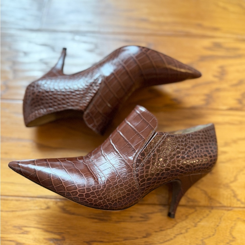 TORY BURCH Georgina BOOTIE Brown Crocodile Effect POINTY HEEL Size 9.5M - Picture 4 of 14